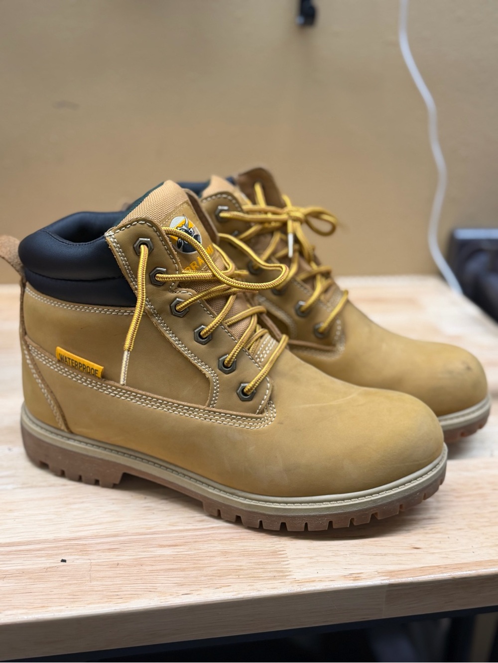 Brahma Wheat/Tan Lace-Up MENS Work Boots